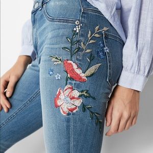 High Waisted Floral Embroidery Stretch Ankle Jean